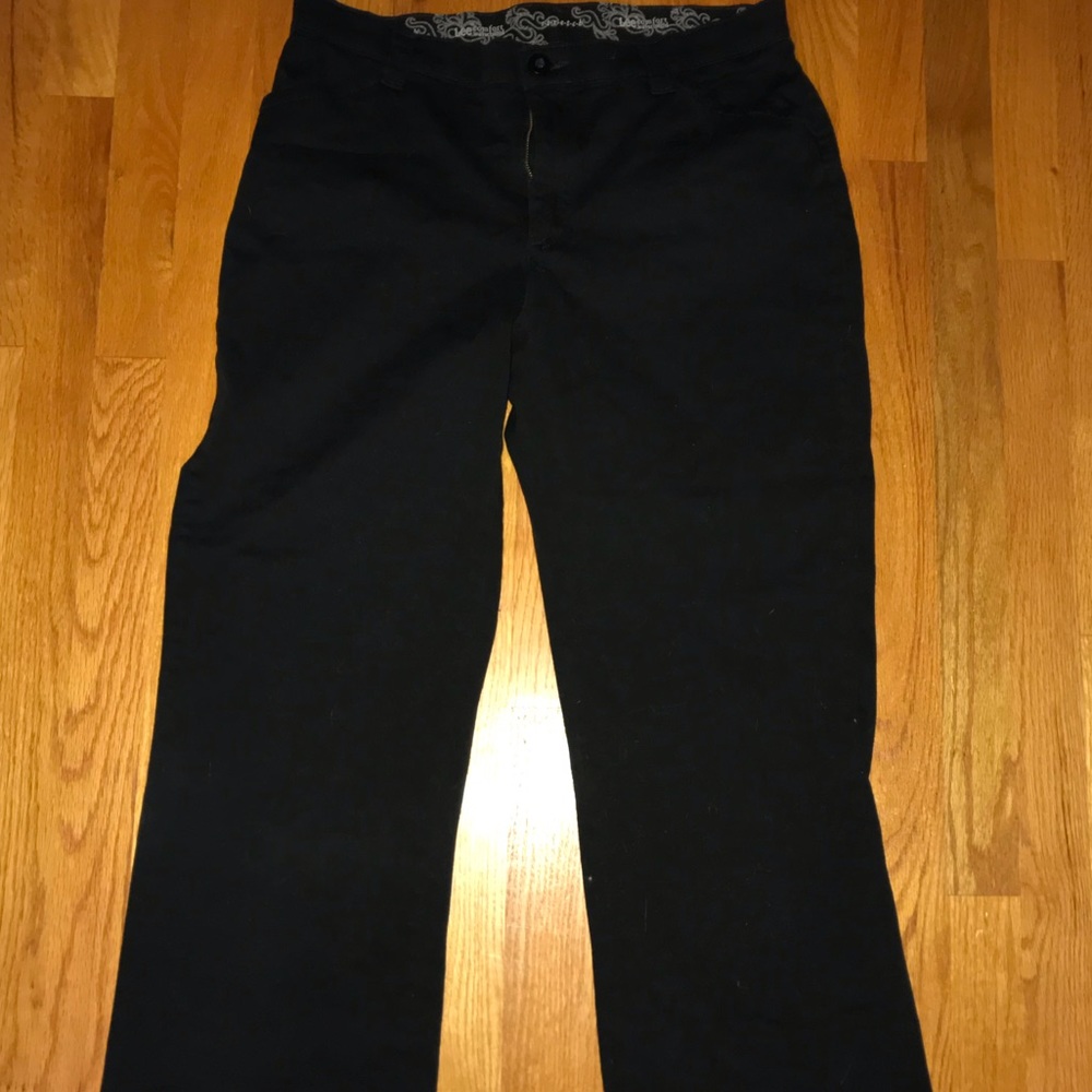 stretchy black pants